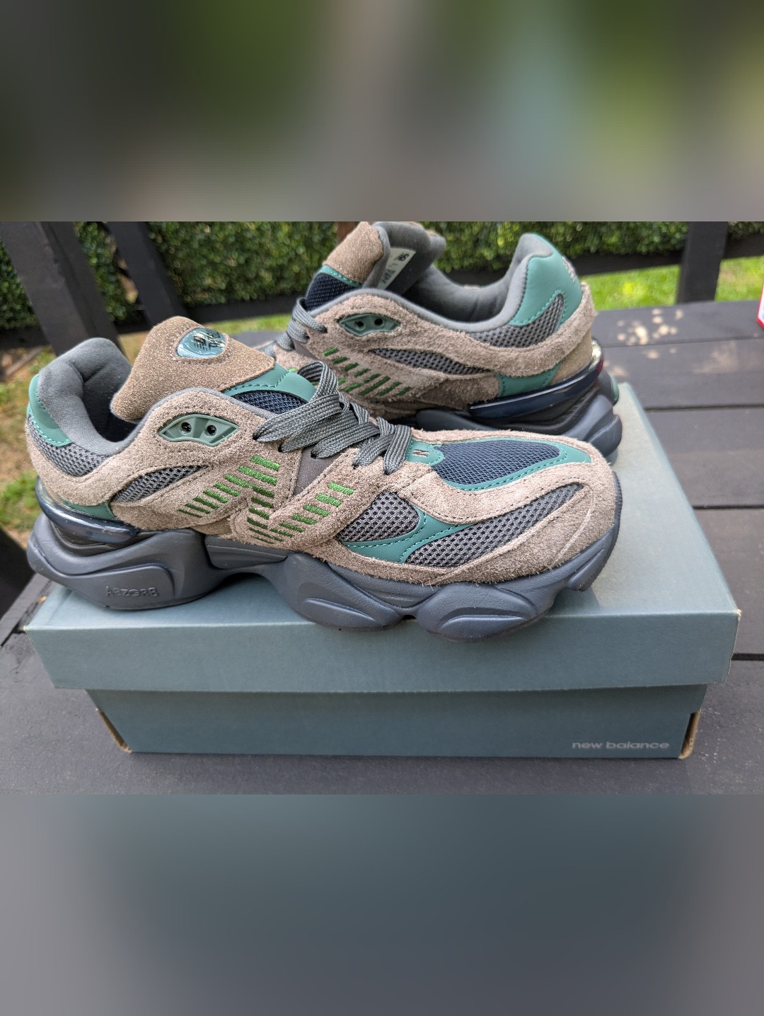 New Balance 9060